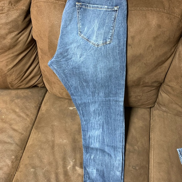 Jeans - Picture 3 of 5